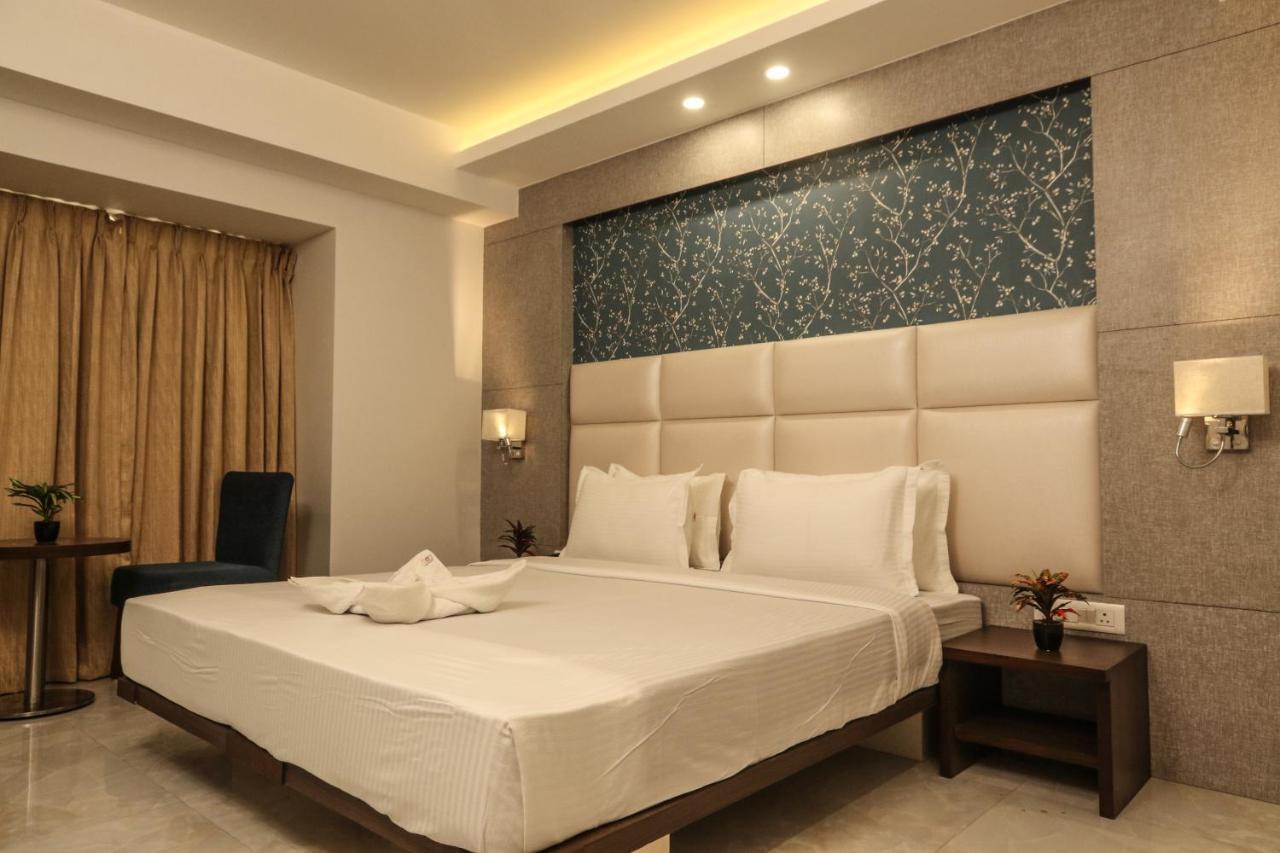 The Grand Asansol Hotel Kültér fotó
