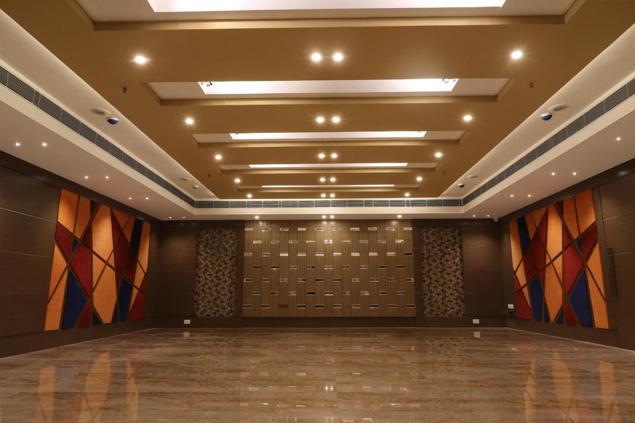 The Grand Asansol Hotel Kültér fotó